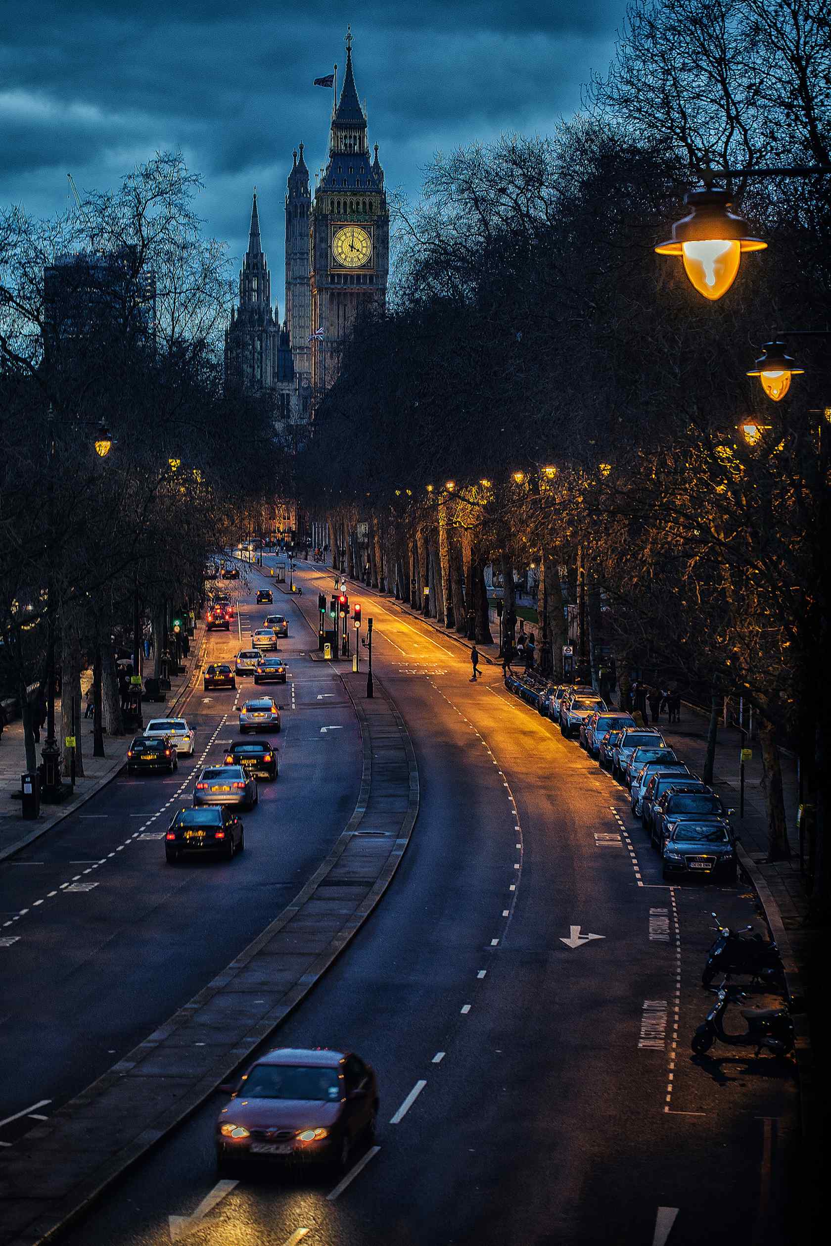 英伦风夜景摄影高清手机壁纸