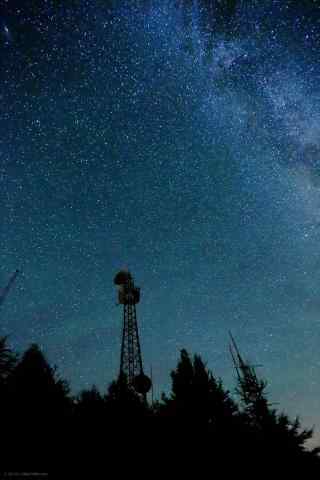 雾灵山夜景之星空手机壁纸