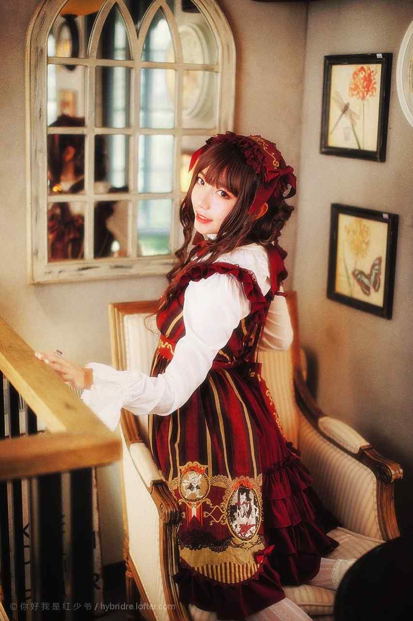 lolita洋装—少女回眸一笑手机壁纸