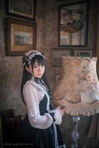 lolita洋装—少女可爱复古洋装手机壁纸