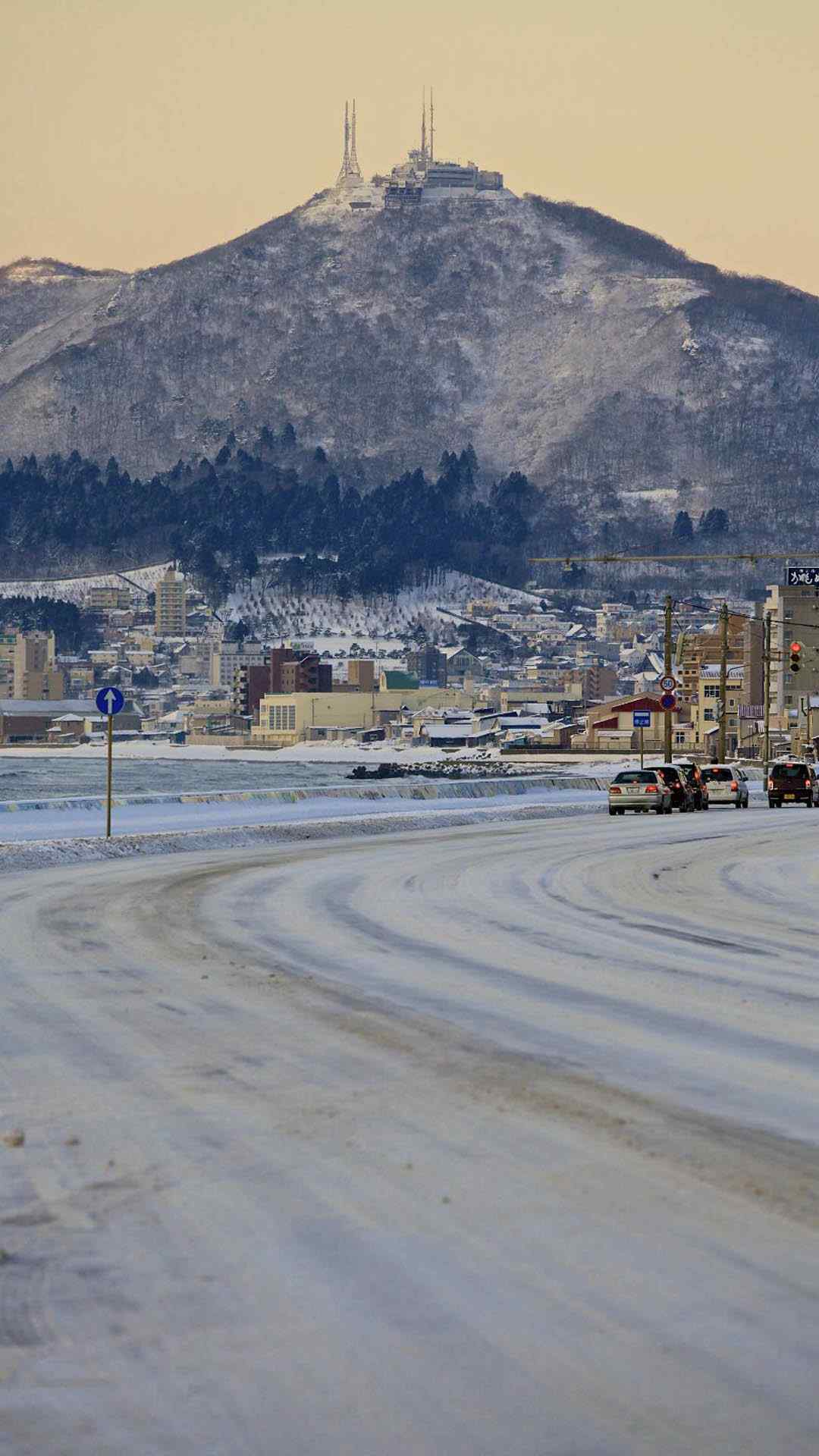 北海道函馆街道雪景手机壁纸