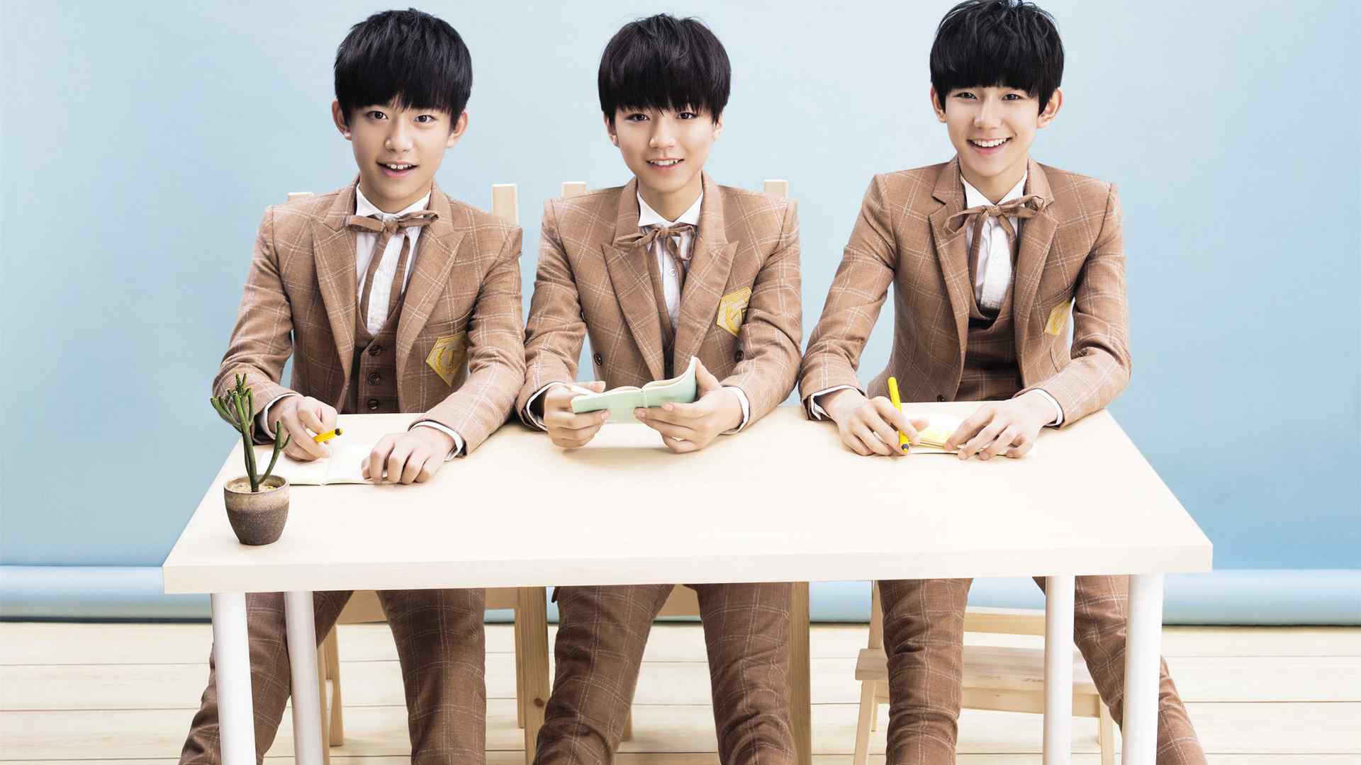 TFBOYS少年组合高清合照写真图片合集宽屏电脑桌面壁纸