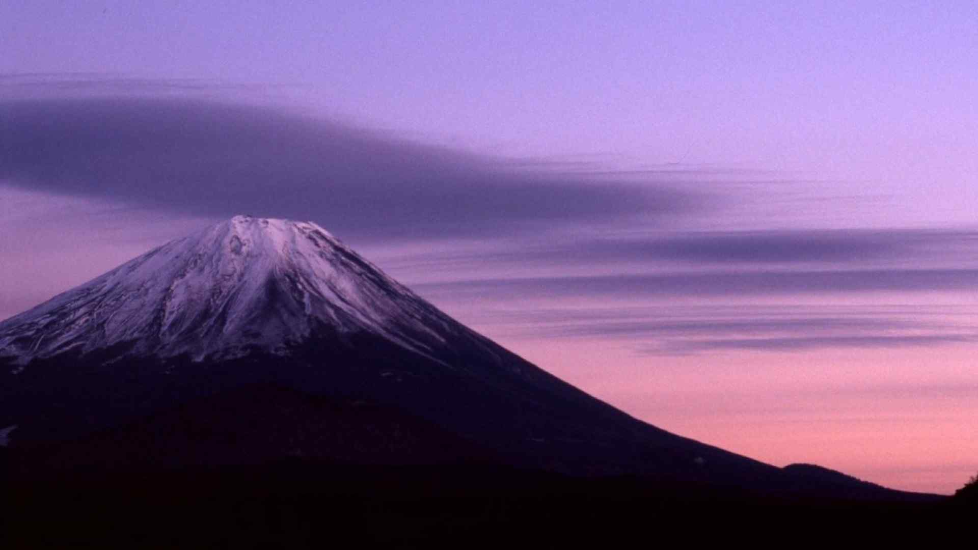 唯美意境日本富士山自然风光高清桌面壁纸