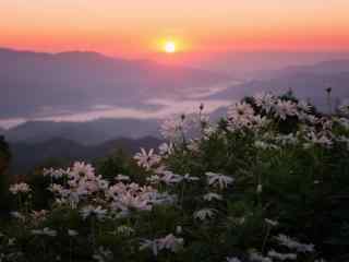 清迈拜县山上日出风景图片桌面壁纸