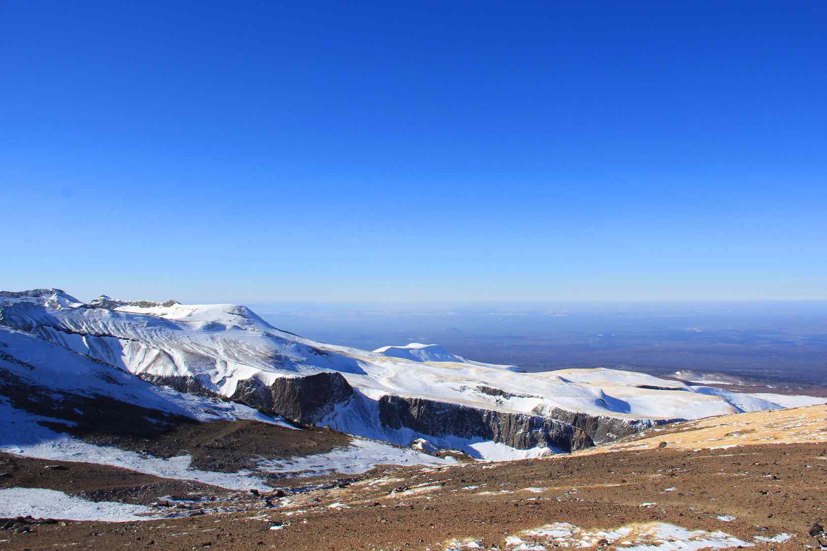 长白山山顶眺望风景壁纸图片下载