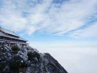 唯美峨眉山顶高清风景桌面壁纸