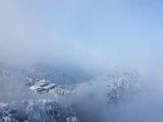 美丽山顶的雪景风景桌面壁纸