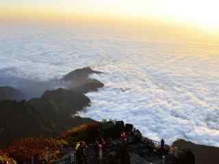 峨眉山金顶云海风景图片