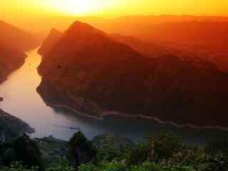 夕阳下的长江流域风景图片