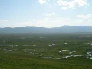 黄河平原绿色风景壁纸