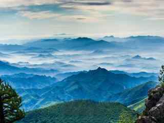 唯美的雾灵山风景壁纸