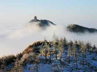 中国最美山峰之峨眉山雪景桌面壁纸