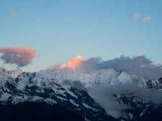 中国最美山峰之梅里雪山桌面壁纸